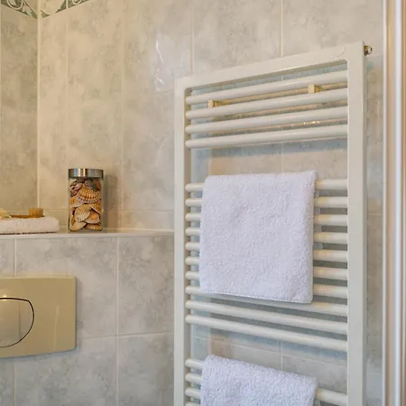 아파트 Altstadtkern Mueritz *