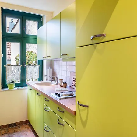 아파트 Altstadtkern Mueritz 바렌