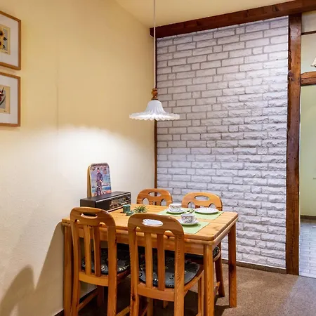 Altstadtkern Mueritz 아파트 *